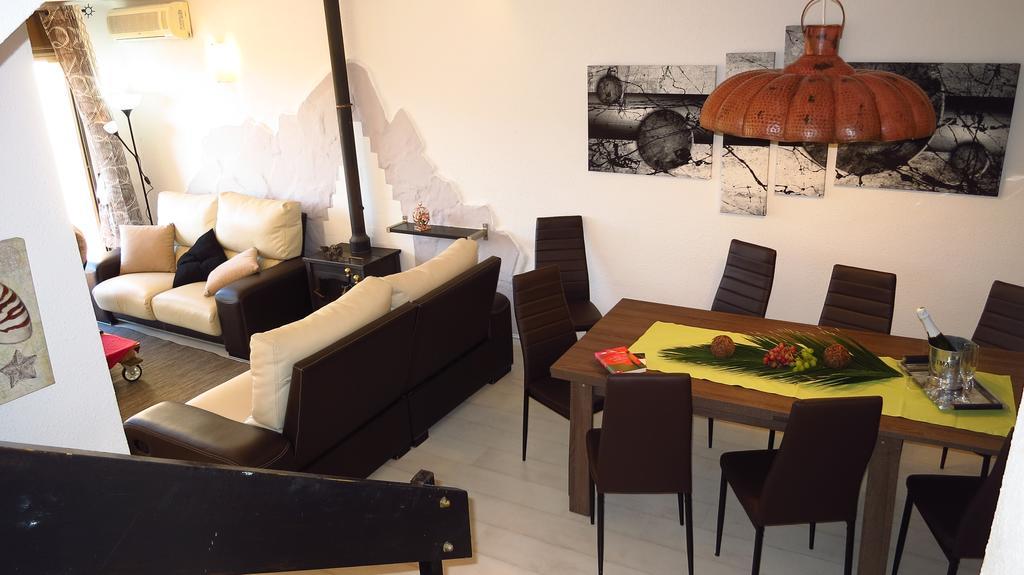 Claire Seaview & Beach-Apartment Montgat Exteriör bild