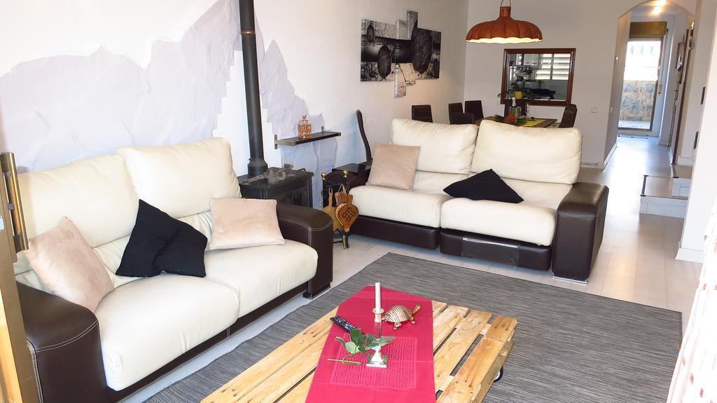 Claire Seaview & Beach-Apartment Montgat Exteriör bild
